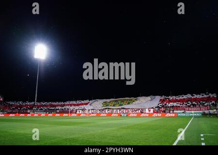 Monza, Italia. 03rd maggio, 2023. U-Power Stadium, Monza, Italia, 03 maggio 2023, Coreografia di AC Monza sostenitori della curva Davide Pieri durante AC Monza vs AS Roma - calcio italiano Serie A Match Credit: Live Media Publishing Group/Alamy Live News Foto Stock