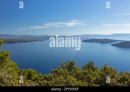 Vista sul mare adriatico dall'isola di Cherso a Krk e Lussino Foto Stock