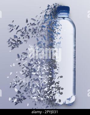 Bottiglia d'acqua che svanisce su sfondo chiaro. Decomposizione dell'inquinamento plastico Foto Stock