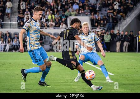 Timothy Tillman, centrocampista del LAFC (11), è difeso dal difensore dell'Unione di Filadelfia Jack Elliott (3) e dal difensore Jakob Glesnes (5) durante un ConCACAF Cham Foto Stock