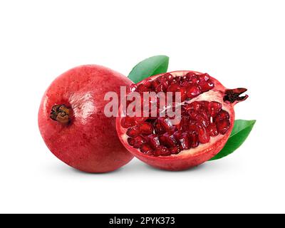 Succosa frutta melograno isolati su sfondo bianco Foto Stock