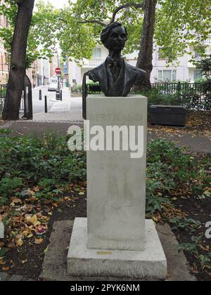 Statua di Russell a Londra Foto Stock