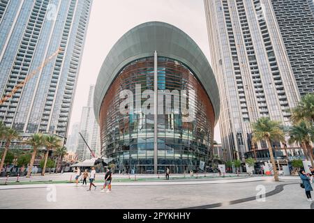 18 gennaio 2023, Dubai, Emirati Arabi Uniti: Edificio dell'Opera nel centro della città di Dubai Foto Stock