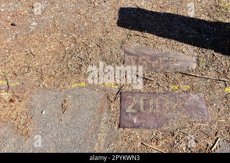 Rasner Brücken, Straßenbelag, Asphalt, Beton, Rusel, Schotter, unfegt, Anforderungen, Wechsel, 1847, 1938, 2008, Belag, Arte, Dicke, Tafel, Jahres Foto Stock