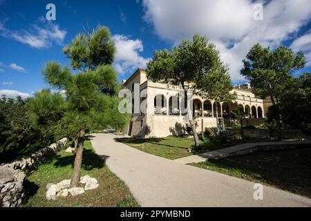 Santuario de Cura, en la cima de la Montaña de Randa, Algaida, Maiorca, isole Baleari, Spagna, Europa Foto Stock