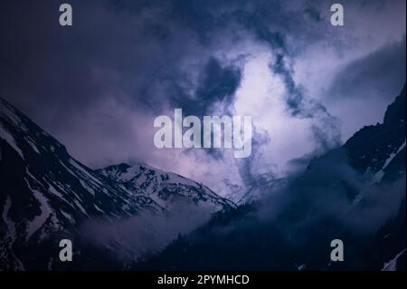 Paesaggio dei monti Hochschwab nelle Alpi calcaree settentrionali dell'Austria. Foto Stock