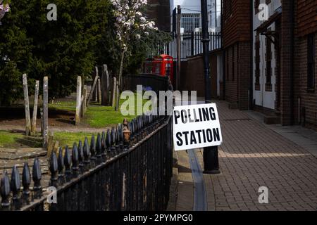 Ashford, Kent, Regno Unito. 4th maggio, 2023. Oggi si svolgono le elezioni locali ad Ashford, nel Kent. Fotografo: Paul Lawrenson, Photo Credit: PAL News/Alamy Live News Foto Stock