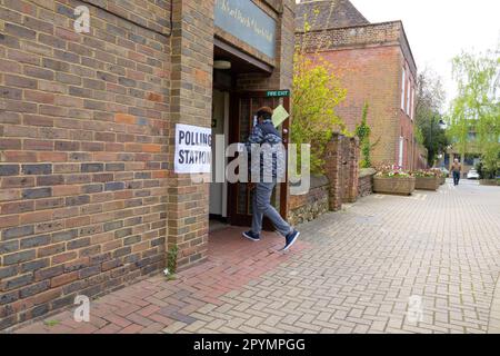 Ashford, Kent, Regno Unito. 4th maggio, 2023. Oggi si svolgono le elezioni locali ad Ashford, nel Kent. Fotografo: Paul Lawrenson, Photo Credit: PAL News/Alamy Live News Foto Stock