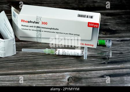 Cairo, Egitto, maggio 2 2023: Immunoglobulina umana anti-D (Rh) Rhophylac 300 μg microgrammi 1500 UI per iniezione endovenosa o IM per la prevenzione di immuniza Rh(D) Foto Stock