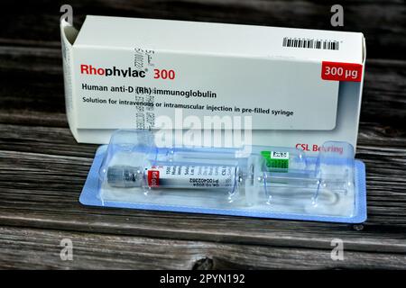 Cairo, Egitto, maggio 2 2023: Immunoglobulina umana anti-D (Rh) Rhophylac 300 μg microgrammi 1500 UI per iniezione endovenosa o IM per la prevenzione di immuniza Rh(D) Foto Stock