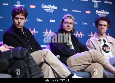 Liverpool, Regno Unito. 04th maggio, 2023. Rappresentanti della Lettonia Andrejs Reinis Zitmanis, Karlis Matiss Zitmanis e Martins Matiss Zemitis della band Sudden Lights durante una conferenza stampa organizzata da OGAE Eurovision Fan club a Camp and Furnace a Liverpool, Inghilterra, il 04 maggio 2023. Foto: Sanjin Strukic/PIXSELL Credit: Pixsell/Alamy Live News Foto Stock