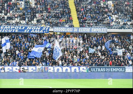 Empoli, Italia. 04th maggio, 2023. Stadio Carlo Castellani, Empoli, 04 maggio 2023, Tifosi di Empoli durante l'Empoli FC vs Bologna FC - calcio italiano Serie A Match Credit: Live Media Publishing Group/Alamy Live News Foto Stock