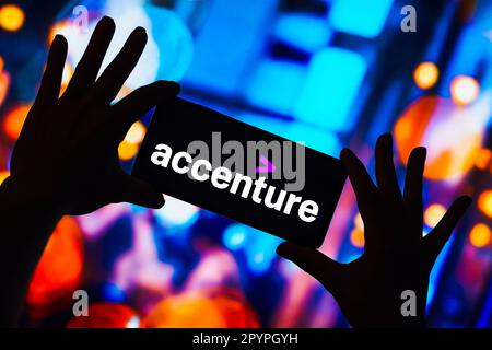 Brasile. 4th maggio, 2023. In questa illustrazione, il logo Accenture viene visualizzato sullo schermo di uno smartphone. (Credit Image: © Rafael Henrique/SOPA Images via ZUMA Press Wire) SOLO PER USO EDITORIALE! Non per USO commerciale! Foto Stock