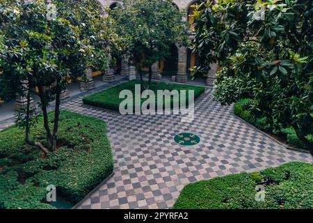 CDMX Città del Messico 2023 MAGGIO. Vecchio Custom ex Antigua Aduana, Antiguo colegio de San Ildefonso. Foto di alta qualità Foto Stock