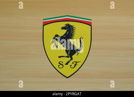 Maimi, Florida, Stati Uniti. 4th maggio, 2023. 4th maggio 2023: Logo Ferrari durante il Gran Premio di Formula 1 CRYPTO.com di Miami 2023 all'Hard Rock Stadium di Miami, Florida. Ruscello/AMG. (Credit Image: © AMG/AMG via ZUMA Press Wire) SOLO PER USO EDITORIALE! Non per USO commerciale! Foto Stock