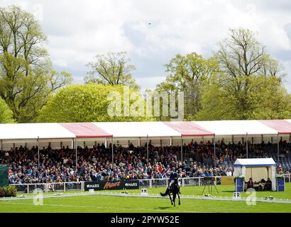 Francis Whittington in Gran Bretagna su DHI Purple Rain il secondo giorno del Badminton Horse Trials 2023 alla Badminton Estate, Gloucestershire. Data immagine: Venerdì 5 maggio 2023. Foto Stock