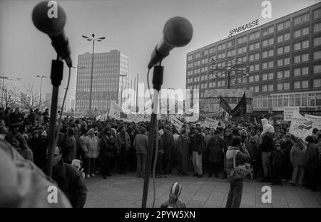 GDR, Berlino, 19.11.1989, demo al 19 novembre '89, microfoni, Alexanderplatz, [traduzione automatica] Foto Stock