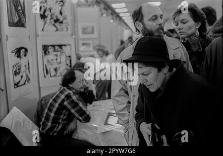 GDR, Berlino, 18.03.1989, Giornata delle Arti, Palazzo della Repubblica, vendita di opere d'arte, [traduzione automatica] Foto Stock