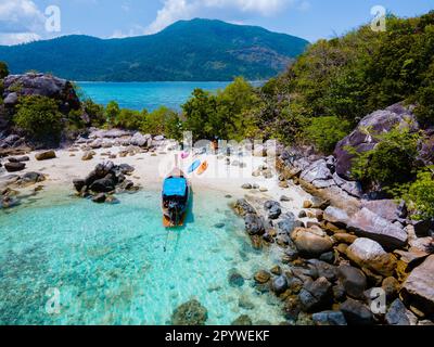 Isola di KLA Koh Lipe Thailandia è una piccola isola sulla costa di Ko Lipe con una barriera corallina grande luogo di snorkeling Foto Stock