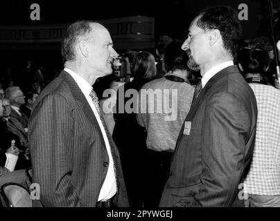 Ferdinand PIECH , Presidente del Consiglio di Amministrazione di Volkswagen AG , e Bernd PISCHETSRIEDER , Presidente del Consiglio di Amministrazione di BMW AG , giugno 1996 [traduzione automatica] Foto Stock