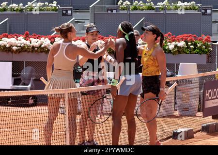 Madrid, Spagna. 05th maggio, 2023. Tennis: Mutua Madrid Torneo di tennis aperto - Madrid, Doppia partita, semifinale, Donne: Jessica Pegula (USA) e Coco Gauff (USA) V Marta Kostyuk (UKR) e Elena-Gabriela Ruse (ROU). Credit: EnriquePSans/Alamy Live News Foto Stock