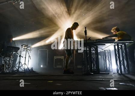 Cosmo suona durante il concerto del Blitz Live Club Tour presso il Largo Venue Club di Roma il 04 maggio 2023&#xD;&#XA;&#xD;&#XA; Foto Stock