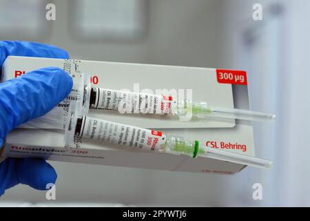 Cairo, Egitto, maggio 2 2023: Immunoglobulina umana anti-D (Rh) Rhophylac 300 μg microgrammi 1500 UI per iniezione endovenosa o IM per la prevenzione di immuniza Rh(D) Foto Stock