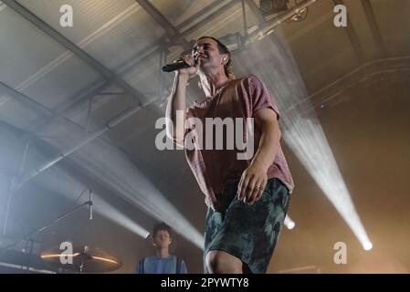 Roma, Italia. 04th maggio, 2023. Cosmo suona durante il concerto del Blitz Live Club Tour presso il Largo Venue Club di Roma, Italia, il 04 maggio 2023 Credit: Independent Photo Agency/Alamy Live News Foto Stock