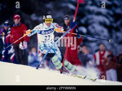Coppa del mondo di sci alpino 1993/1994 Kitzbuehel Slalom 16.01.1994 Gregor GRILC (Slovenia) FOTO: WEREK Press Photo Agency xxNOxMODELxREASExx [traduzione automatica]- AUSTRIA OUT Foto Stock