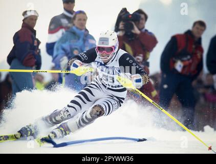 Coppa del mondo di sci alpino 1993/1994 Kitzbuehel Slalom 16.01.1994 Alois VOGL (Germania) PHOTO: WEREK Pressebildagentur xxNOxMODELxRELEASExx [traduzione automatica]- AUSTRIA OUT Foto Stock
