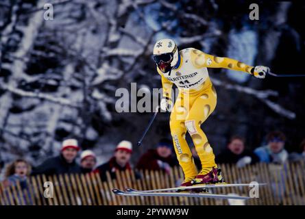 Coppa del mondo di sci alpino 1993/1994 Kitzbuehel Downhill 15.01.1994 Daniel MAHRER (Svizzera) FOTO: WEREK Press Picture Agency xxNOxMODELxRELEASExx [traduzione automatica]- AUSTRIA OUT Foto Stock