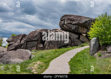 Devils Den in una mattina di primavera scottante, Gettysburg Pennsylvania USA Foto Stock