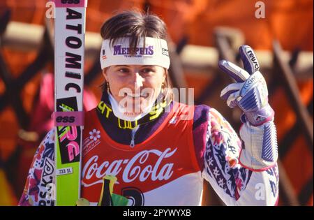 SCI ALPIN STAGIONE 90/91 WM 1991 Saalbach-Hinterglemm Slalom Donne 01.02.1991 Ingrid SALVENMOSER (AUT) alliete circa il posto 3 xxNOxMODELxRELEASExx [traduzione automatica]- AUSTRIA OUT Foto Stock