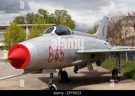 Aereo da combattimento sovietico MIG 21 della NVA, GDR, museo di storia militare della Bundeswehr, Dresda, Sassonia, Germania Foto Stock