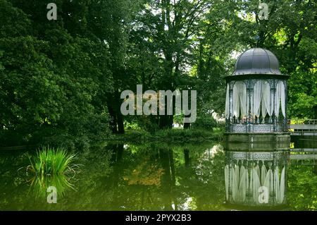 Padiglione nel Parco Wittelbacher di Augusta, Swabia, Baviera, Germania Foto Stock