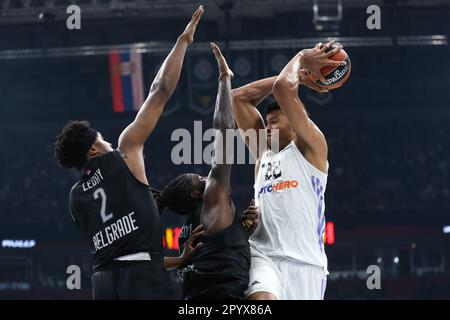 Belgrado, Serbia, 4 maggio 2023. Walter Tavares del Real Madrid azione pin durante il gioco Play Off 4 - 2022/2023 Turkish Airlines Eurolega partita tra Partizan Mozzart Bet Belgrado e Real Madrid alla Stark Arena di Belgrado, Serbia. 4 maggio 2023. Credito: Nikola Krstic/Alamy Foto Stock