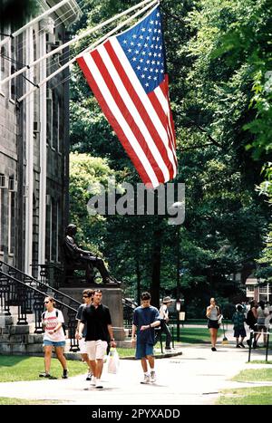 Data di partecipazione: 07/07/1999 studenti del campus dell'Università di Harvard a Boston. [traduzione automatica] Foto Stock