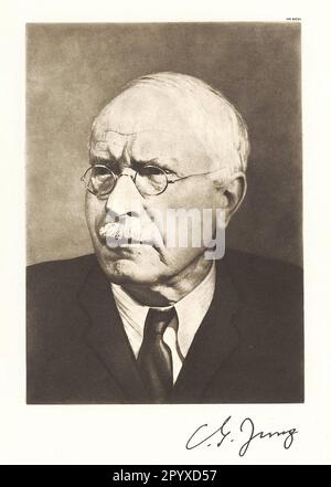 Carl Gustav Jung (1875-1961), filosofo e psichiatra svizzeri. Fotografia. Foto: Heliogravure, Corpus Imaginum, Hanfstaengl Collection. Fotografia non datata, probabilmente dal 1950s. [traduzione automatica] Foto Stock
