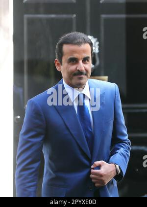 Londra, Regno Unito. 5th maggio, 2023. Sheikh Tamim bin Hamad al Thani, Emir del Qatar, visita Downing Street n. 10. Credit: Uwe Deffner/Alamy Live News Foto Stock