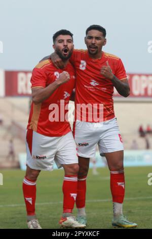 Bashundhara King il giocatore brasiliano Miguel Ferreira Damasceno (Red J-8) festeggia uno dei suoi due goaldurante la Bangladesh Premier League 2022-23 ma Foto Stock