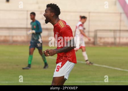 Bashundhara King il giocatore brasiliano Gomes Nascimento Dorielton (Red J-9) festeggia uno dei suoi due goaldurante il Bangladesh Premier League 2022-23 ma Foto Stock