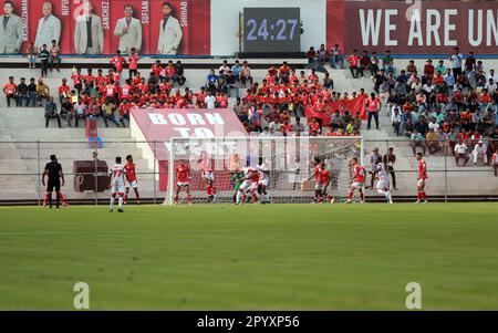 Bangladesh Premier League 2022-23 partita tra Bashundhra Kings e Bangladesh Muktijoddha SKC al Basundhara Sports Complex Football Ground di Dhaka, Foto Stock