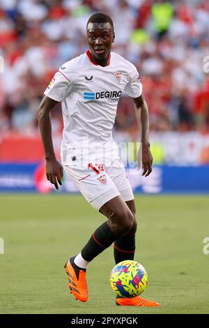 Siviglia, Spagna. 04th maggio, 2023. Pape Gueye (18) del Sevilla FC visto durante la partita di LaLiga Santander tra Sevilla FC ed Espanyol all'Estadio Ramon Sanchez Pizjuan di Siviglia. (Photo Credit: Gonzales Photo/Alamy Live News Foto Stock