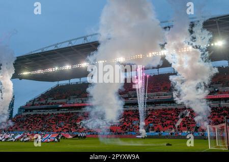 Toronto, ON, Canada - 29 aprile: Fuochi d'artificio al BMO Field Berore la partita della stagione regolare 2023 MLS tra il Toronto FC (Canada) e il New York City FC (USA) Foto Stock