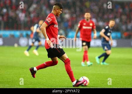 Leverkusen, Germania, 05.05.2023: Bayer 04 Leverkusen v. 1. FC Köln, Calcio, 1. Bundesliga, Matchday 31, Season 2022/2023, 31.03.2023 Piero Hincapie (Bayer 04 Leverkusen) LE NORMATIVE DFL VIETANO L'USO DELLE FOTOGRAFIE COME SEQUENZE DI IMMAGINI E/O QUASI-VIDEO. Credit: NewsNRW / Alamy Live News Foto Stock