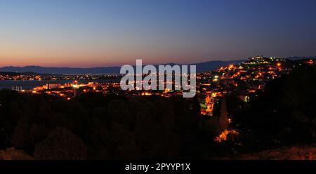 Vista notturna di Ayvalik Foto Stock