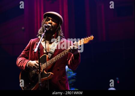 Londra, Regno Unito, 05th maggio 2023. Hak Baker si esibisce alla Royal Albert Hall come supporto per Peter Doherty, Londra. Cristina Massei/Alamy Live News Foto Stock