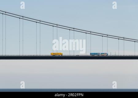 Camion, Storebaeltsbroen o Great Belt Bridge, cintura di sicurezza, Great Belt, Danimarca Foto Stock