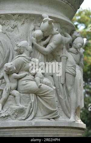 Monumento della Regina Luise, Luiseninsel, Tiergarten, Berlino, Germania, Monumento alla Regina Luise Foto Stock