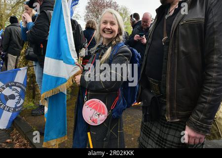 Glasgow Scozia, Regno Unito 06 maggio 2023. I sostenitori dell'indipendenza scozzese marciano attraverso la città. credito sst/alamy notizie dal vivo Foto Stock